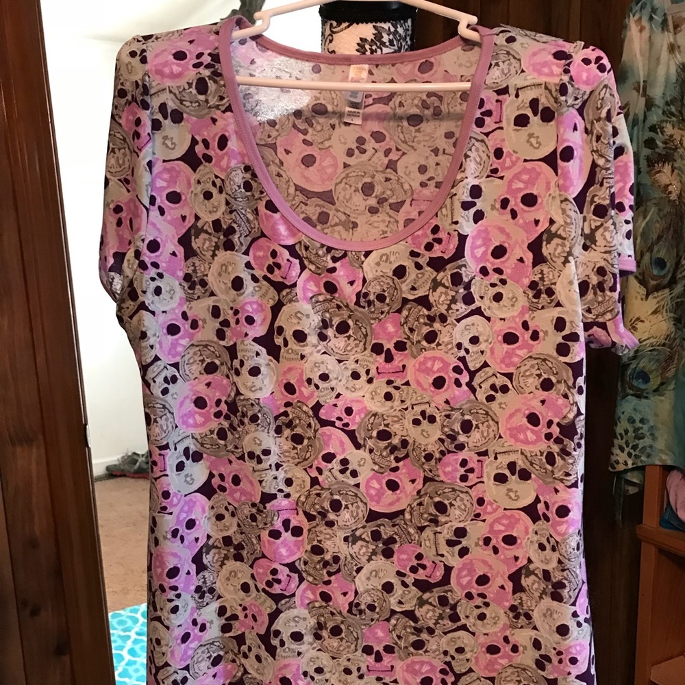 LuLaRoe classic t